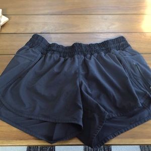 Black lulu shorts, never worn
